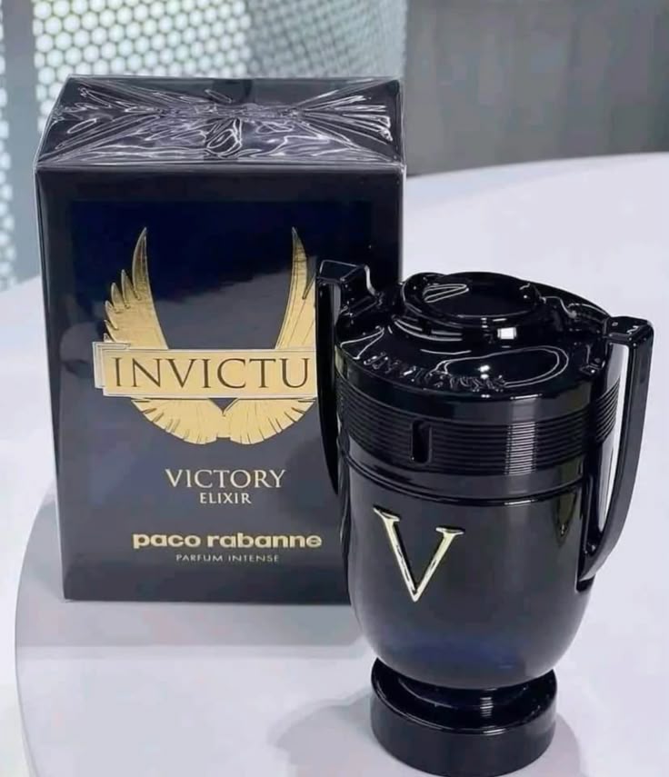 3 PERFUMES + 3 OBSEQUIO (Invictus Victory Elixir - Sauvage elixir - Le male elixir + 3 Perfumero)