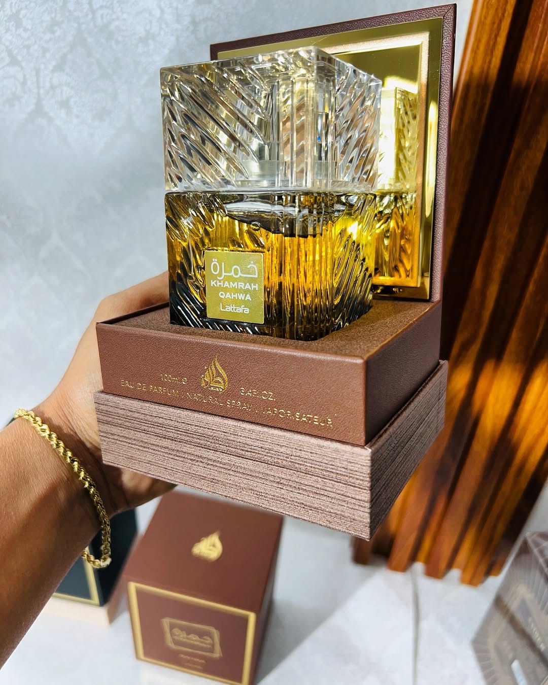 Khamrah Qahwa Lattafa - 100ml + OBSEQUIO